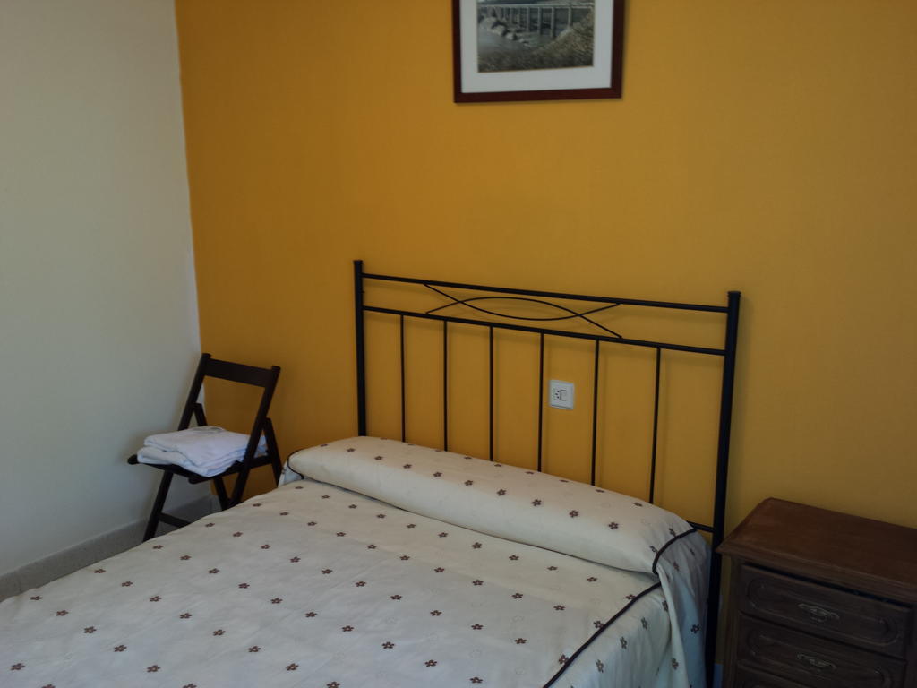 Hostal Atila Ricobayo الغرفة الصورة