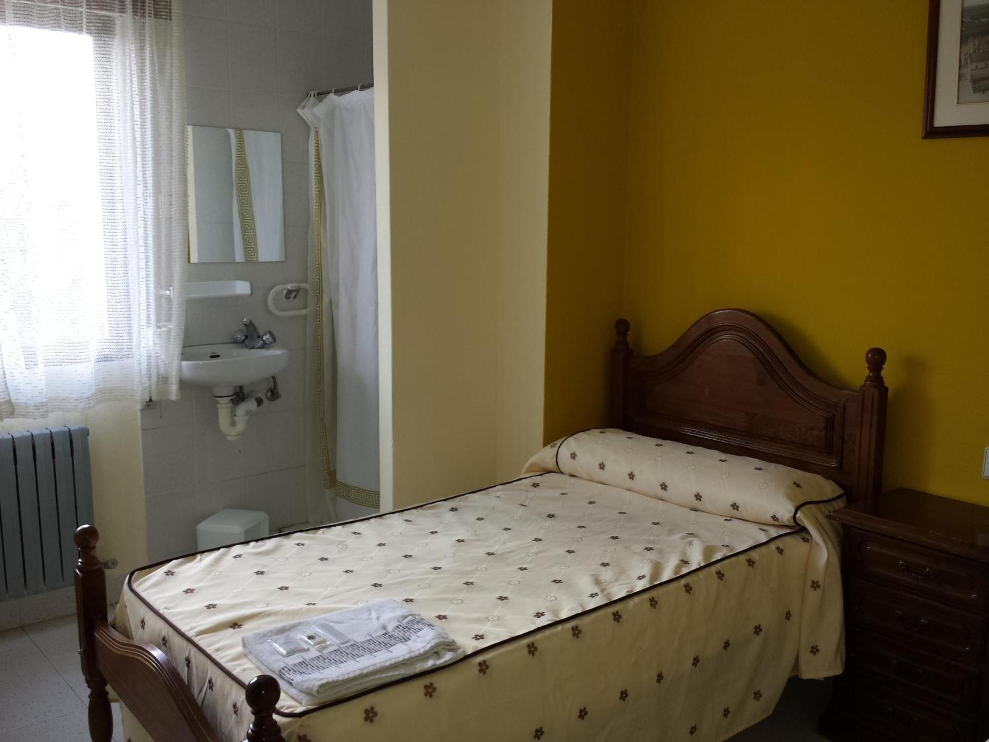 Hostal Atila Ricobayo المظهر الخارجي الصورة